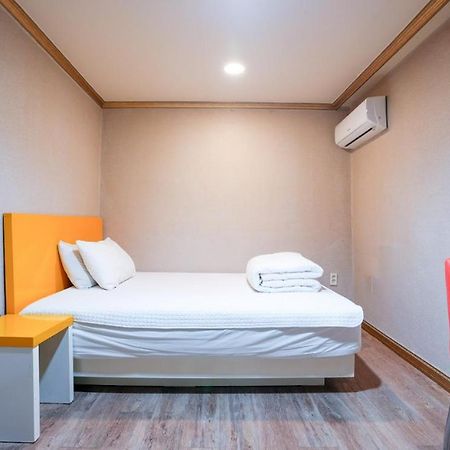 K Motel Daeyeon Busan Bagian luar foto