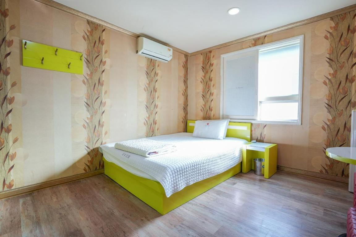 K Motel Daeyeon Busan Bagian luar foto