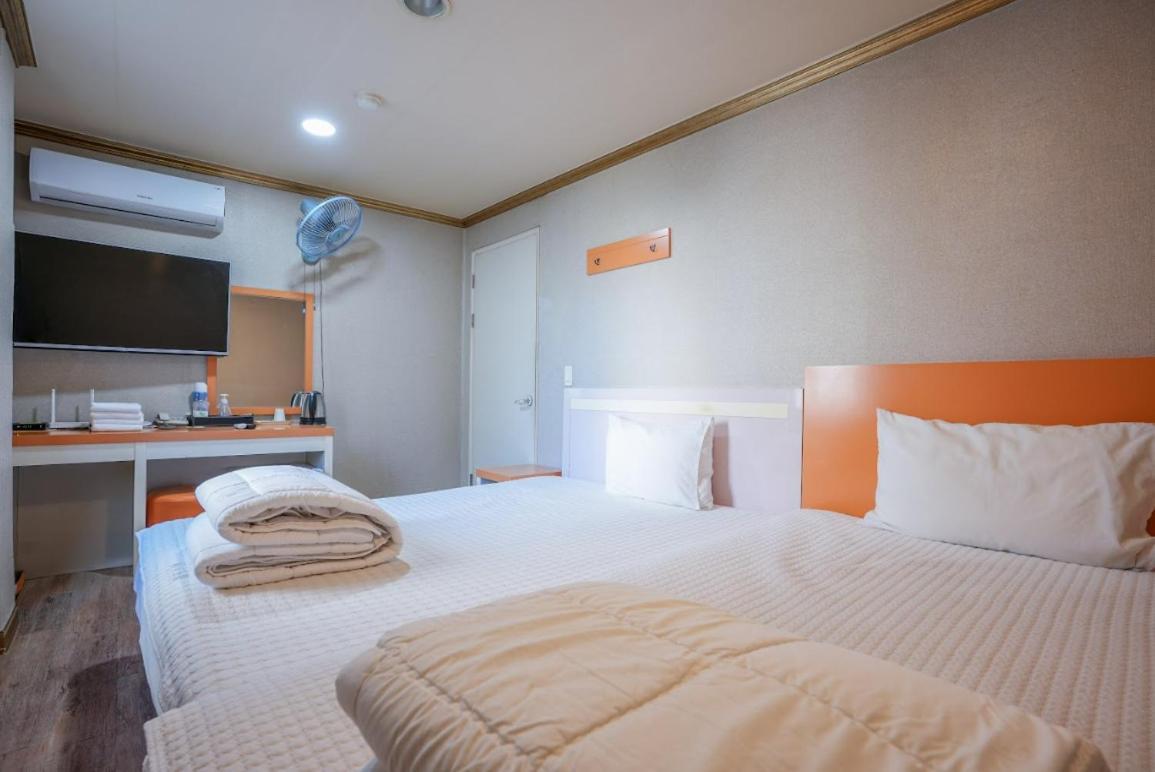 K Motel Daeyeon Busan Bagian luar foto